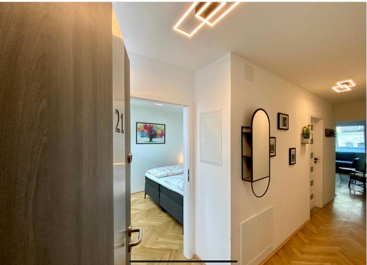 Freshly Renovated Apartment In Trendy Area L Hg21 Vienne Extérieur photo
